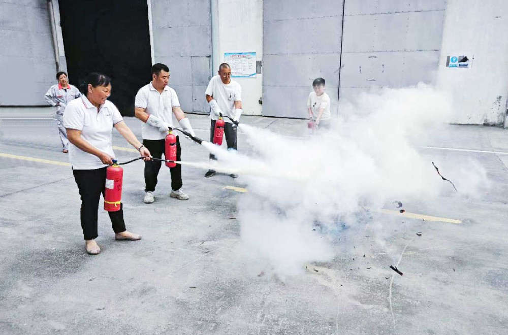 以练备战筑防线 安全护航促生产 —— 丰博水泥组织开展安全生产事故应急救援演练